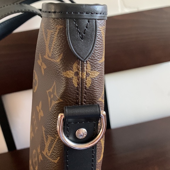 Louis Vuitton Monogram Macassar Kitan tote - Picture 7 of 12